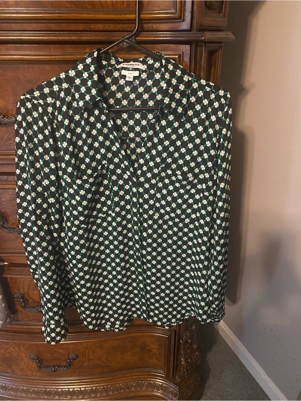 Express floral clover portofino blouse rare